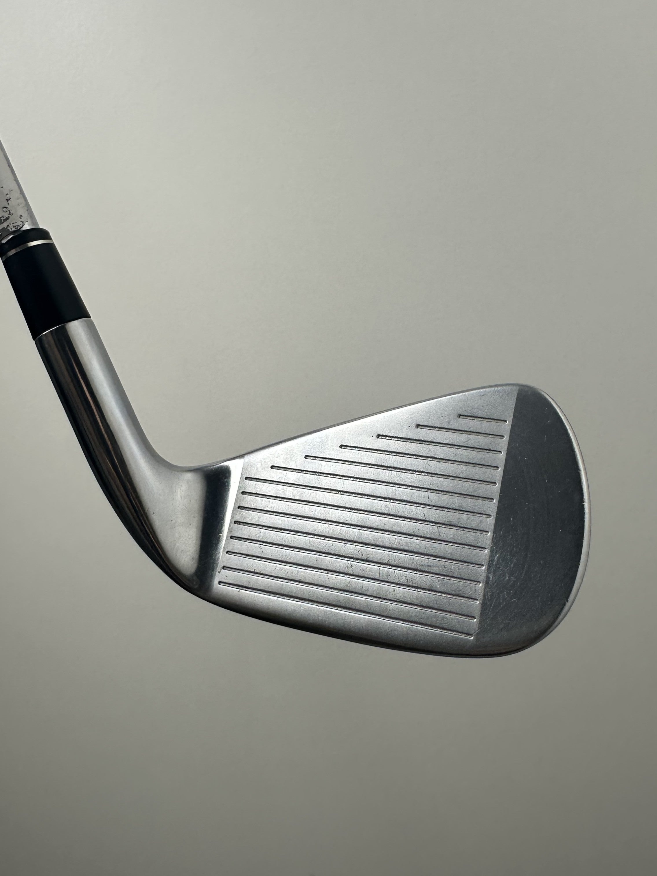 LH Taylormade R11 Irons (5-GW) / Great Condition / Stiff Flex