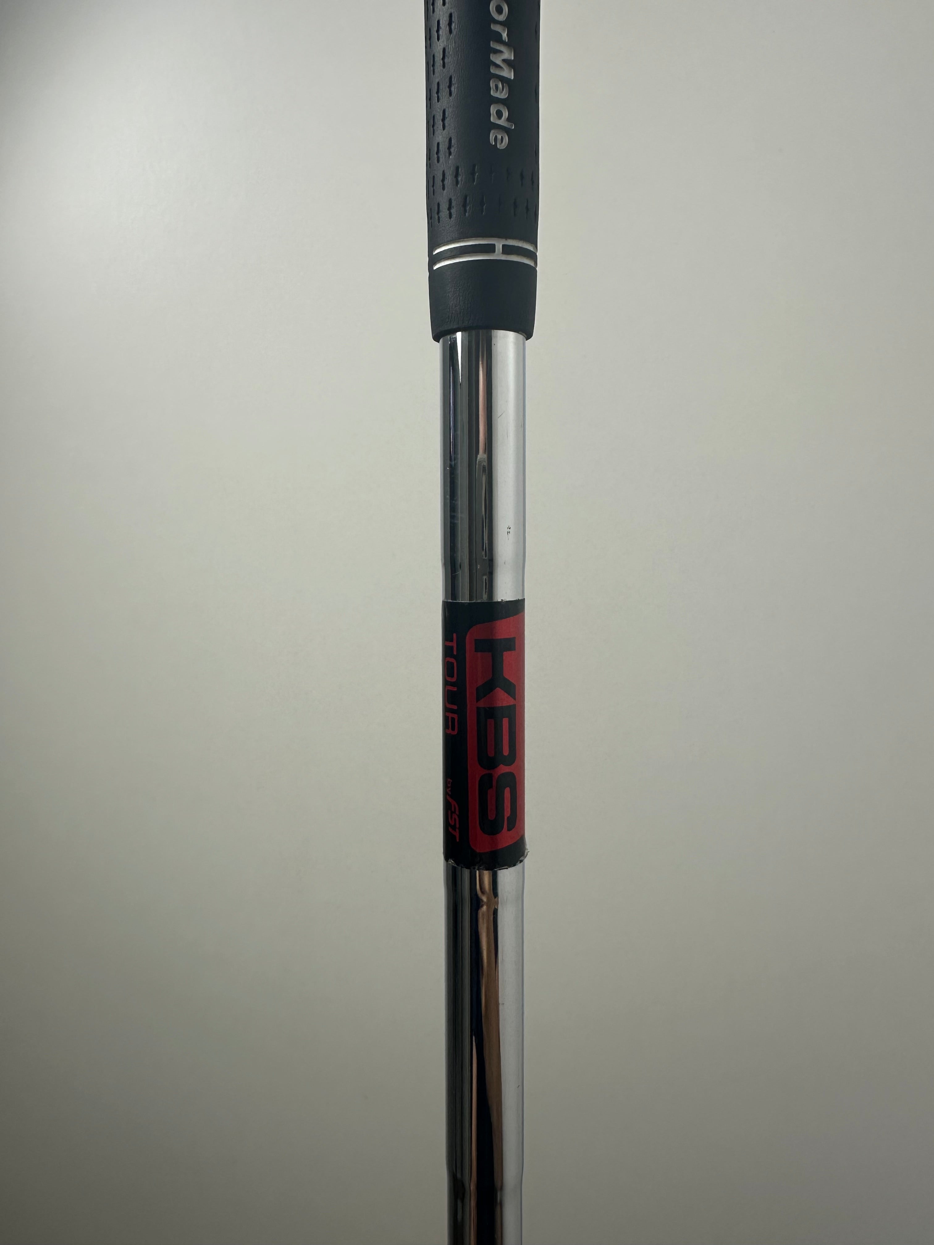 LH Taylormade R11 Irons (5-GW) / Great Condition / Stiff Flex