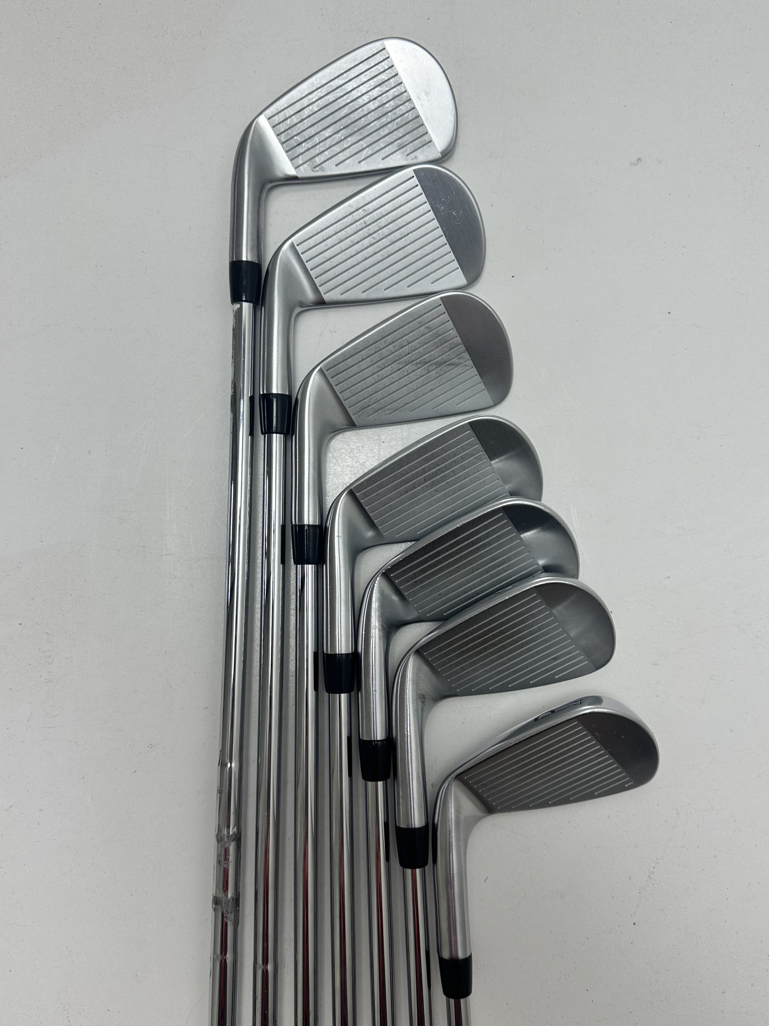 Titleist T100s Irons (4-PW) / Great Condition / Stiff Flex