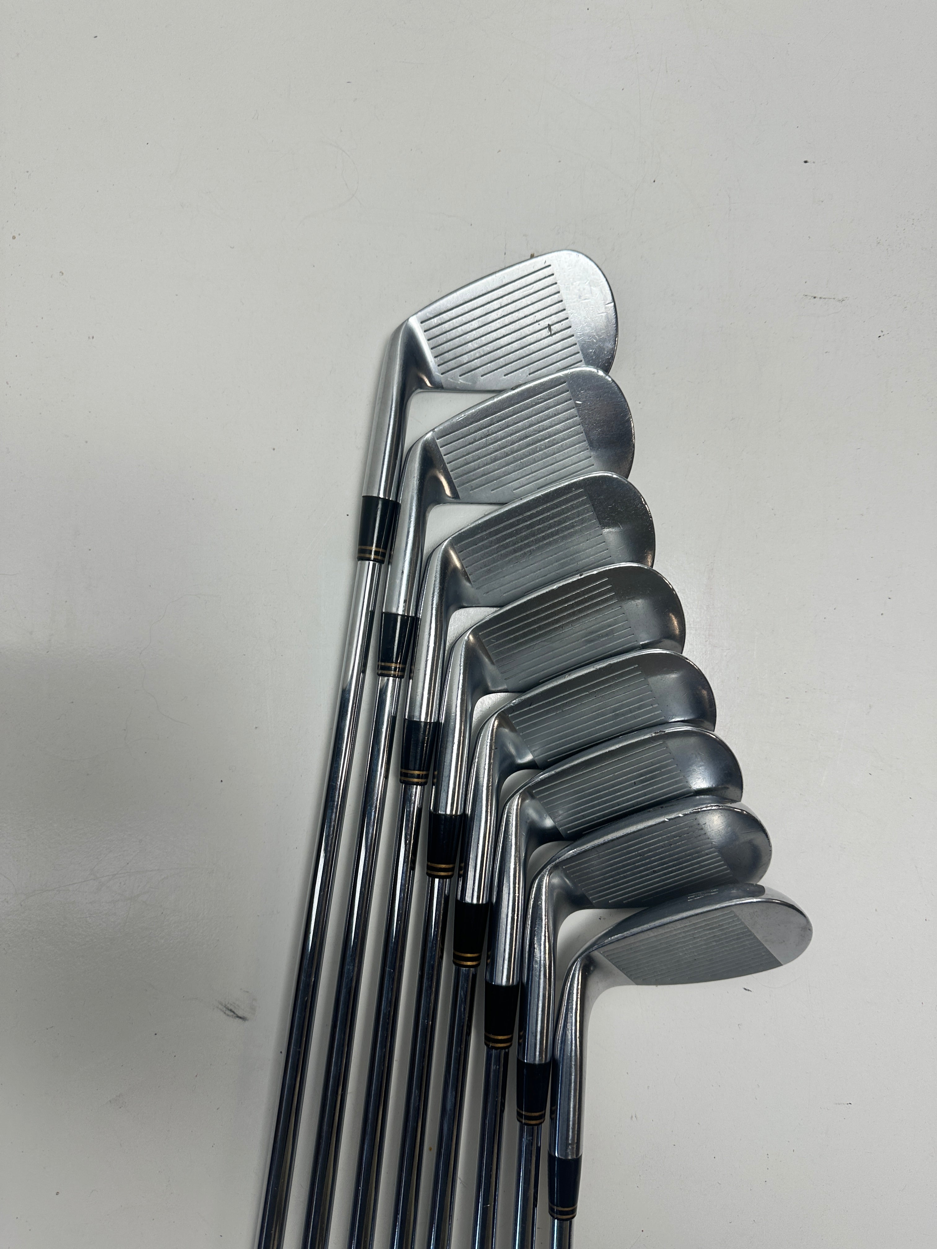 RH Titleist 591 Irons (4-GW)