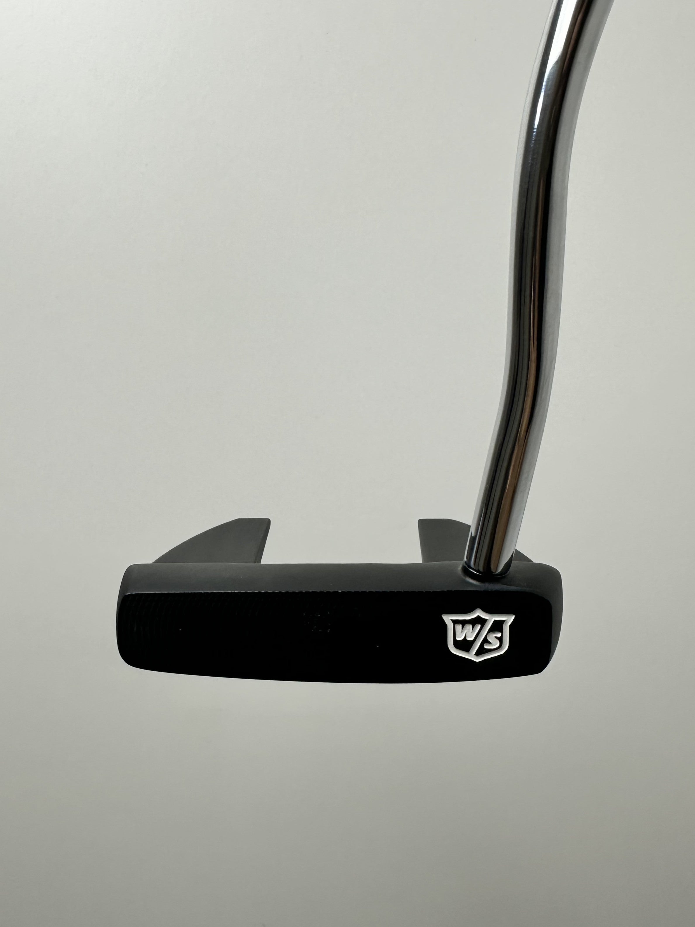 Wilson Infinite Bucktown Putter / Mint Condition / 35