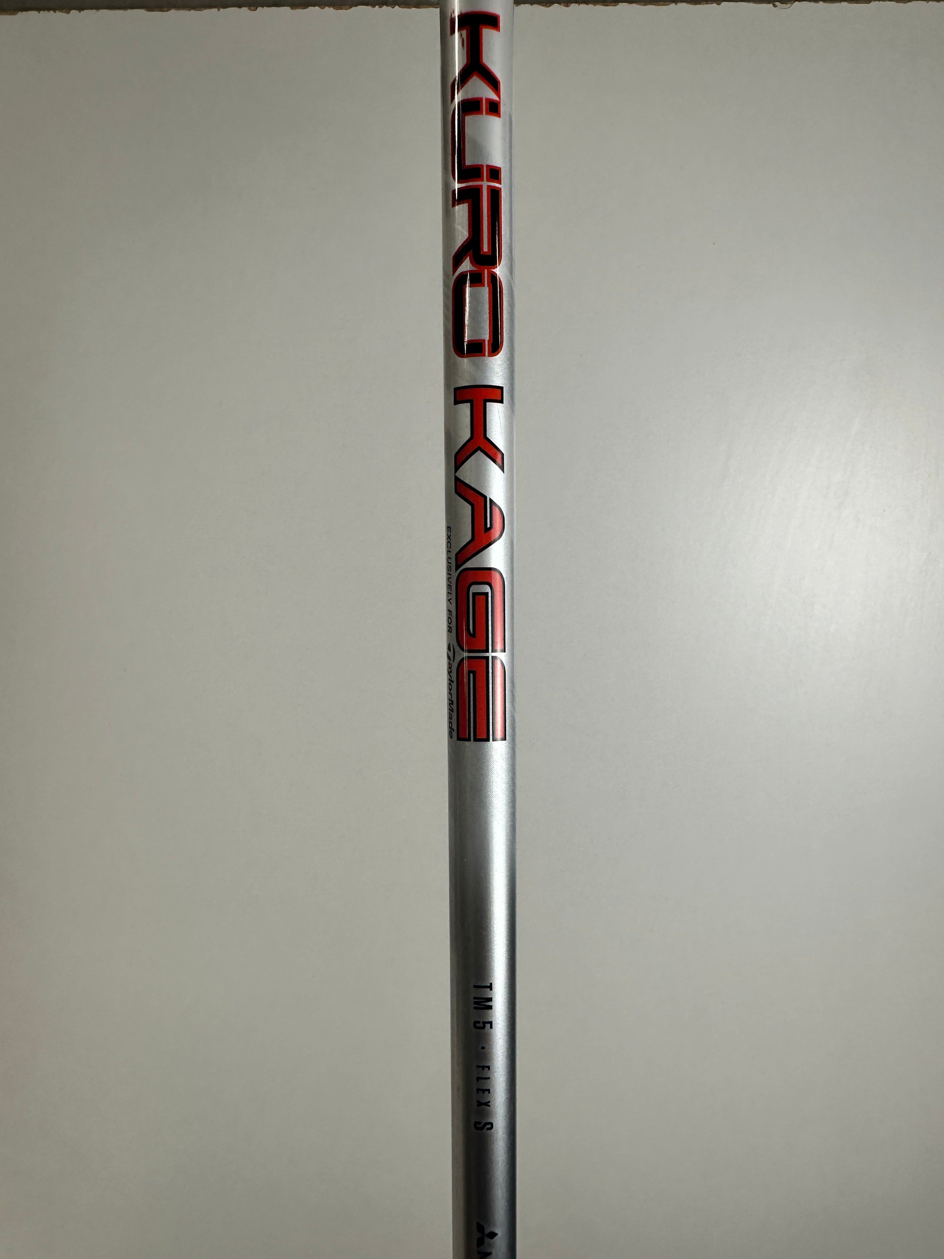 RH Taylormade M5 Driver 9*