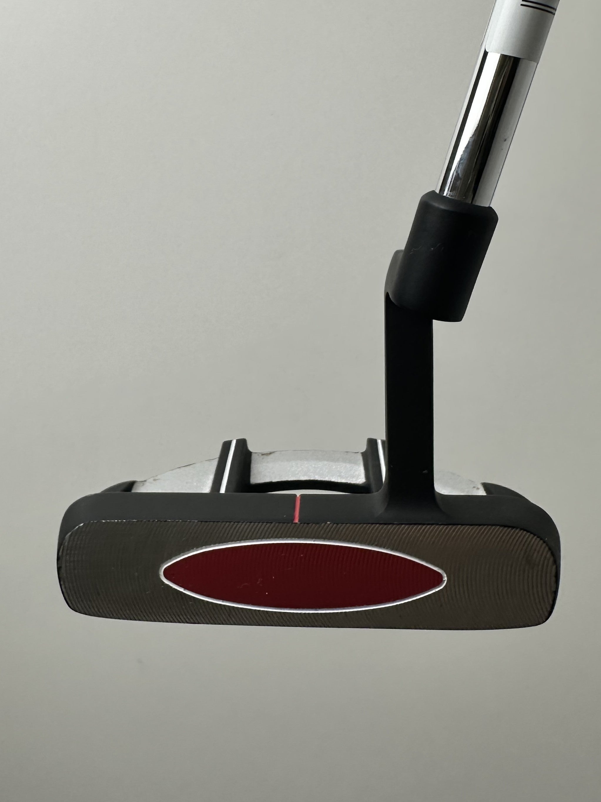 Bullet Golf BG4 Putter / Great Condition / 35