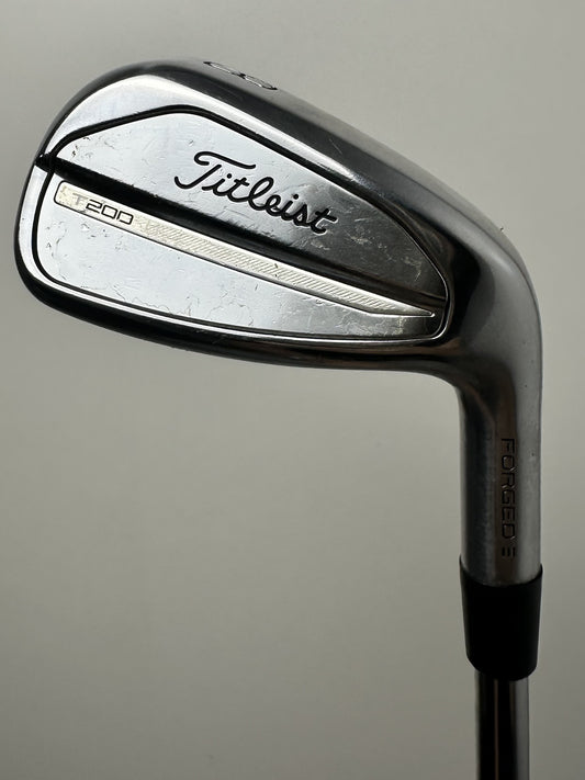 Titleist T200 #8 Iron /Good Condition / Regular Flex
