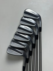 RH Titleist T150 Irons (5-PW)