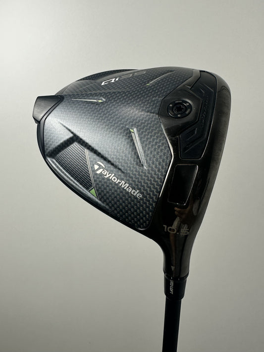 Taylormade Qi35 Driver 10.5* / Mint Condition / Regular Flex