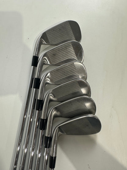 RH Titleist 714 AP1 Irons (5-PW)