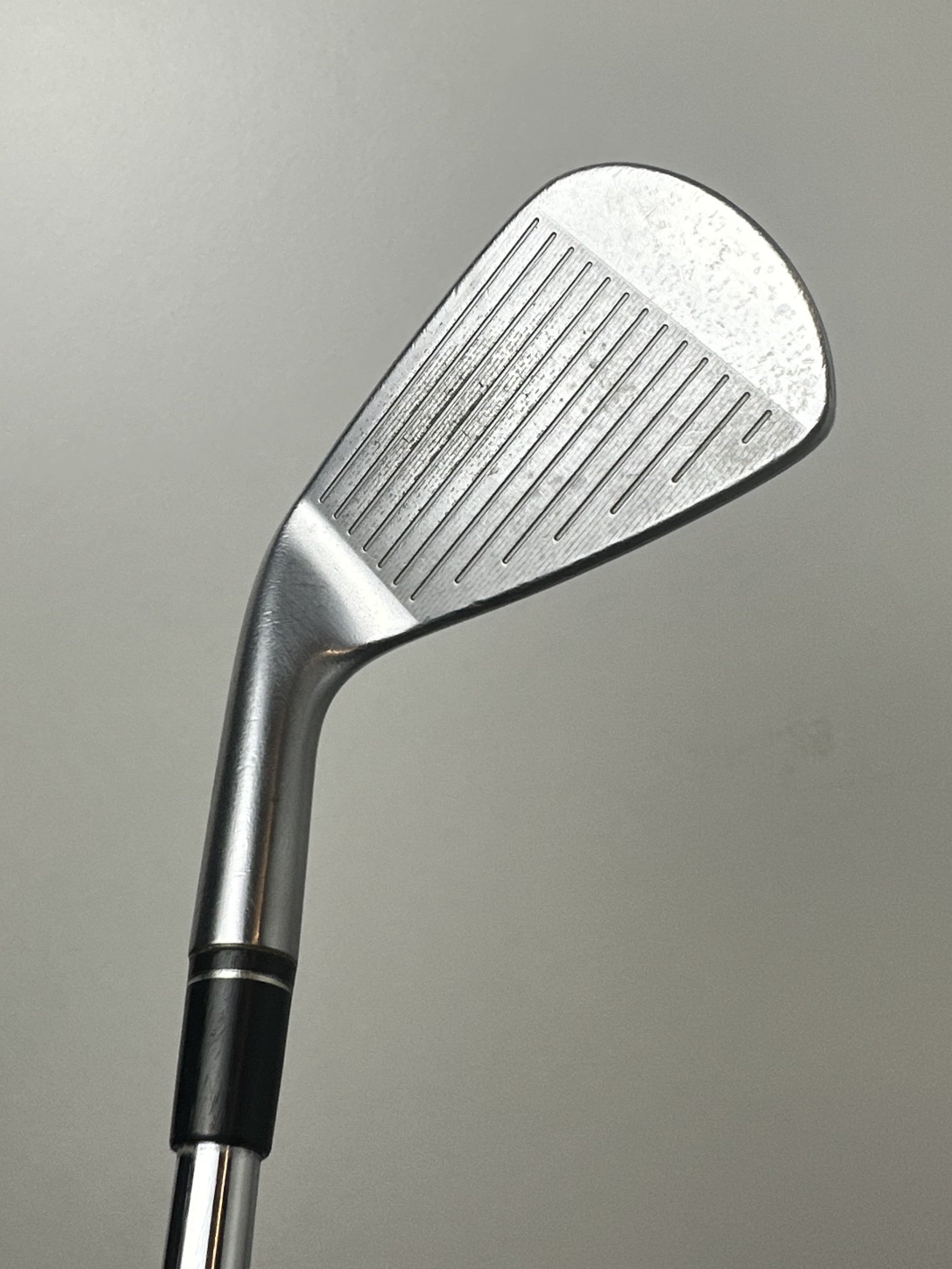 Srixon Z945 Irons (4-PW) / Great Condition / Stiff Flex