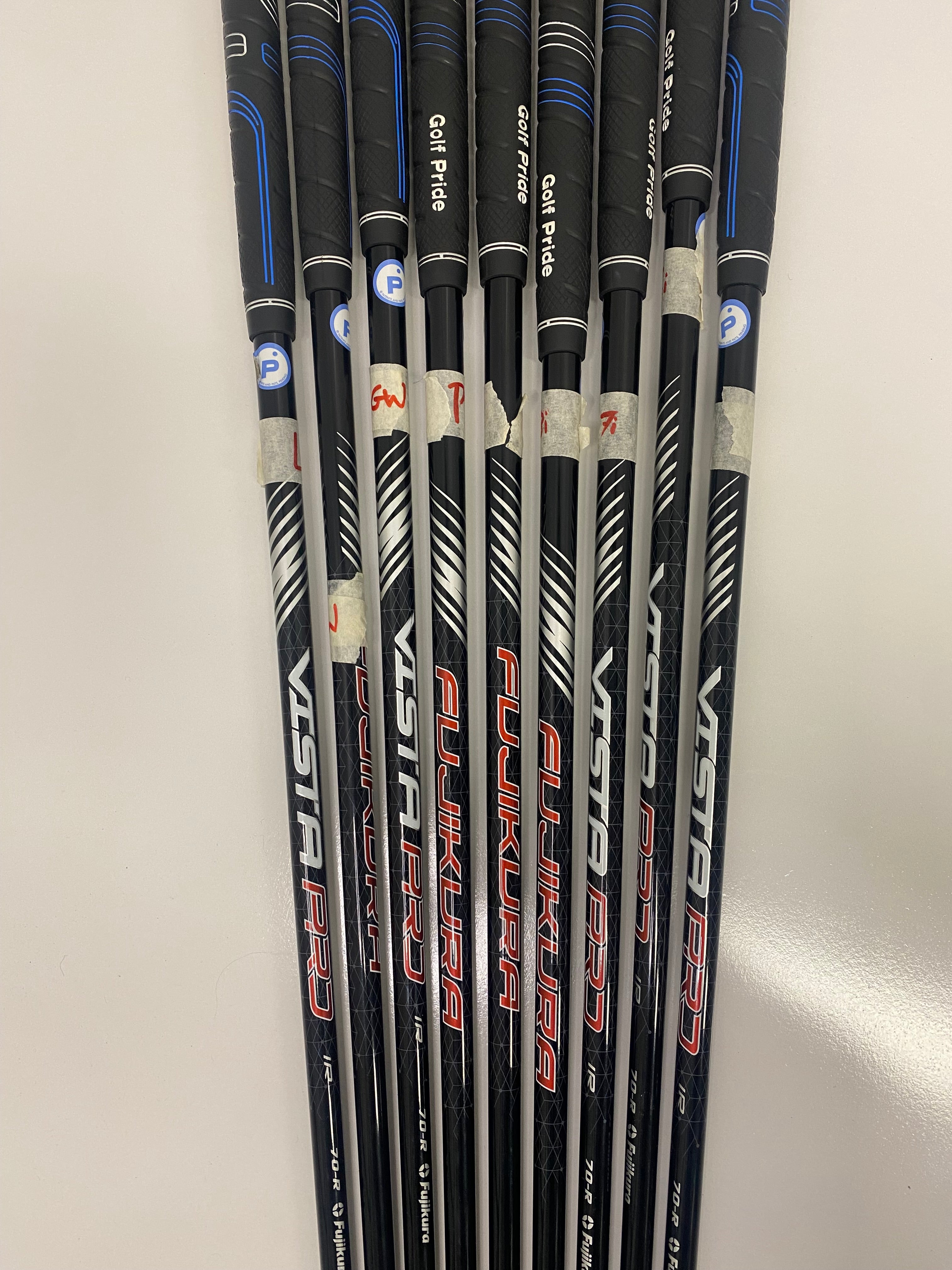 Fujikura VISTA Pro Iron Shafts (5-LW) / Great Condition / Regular Flex