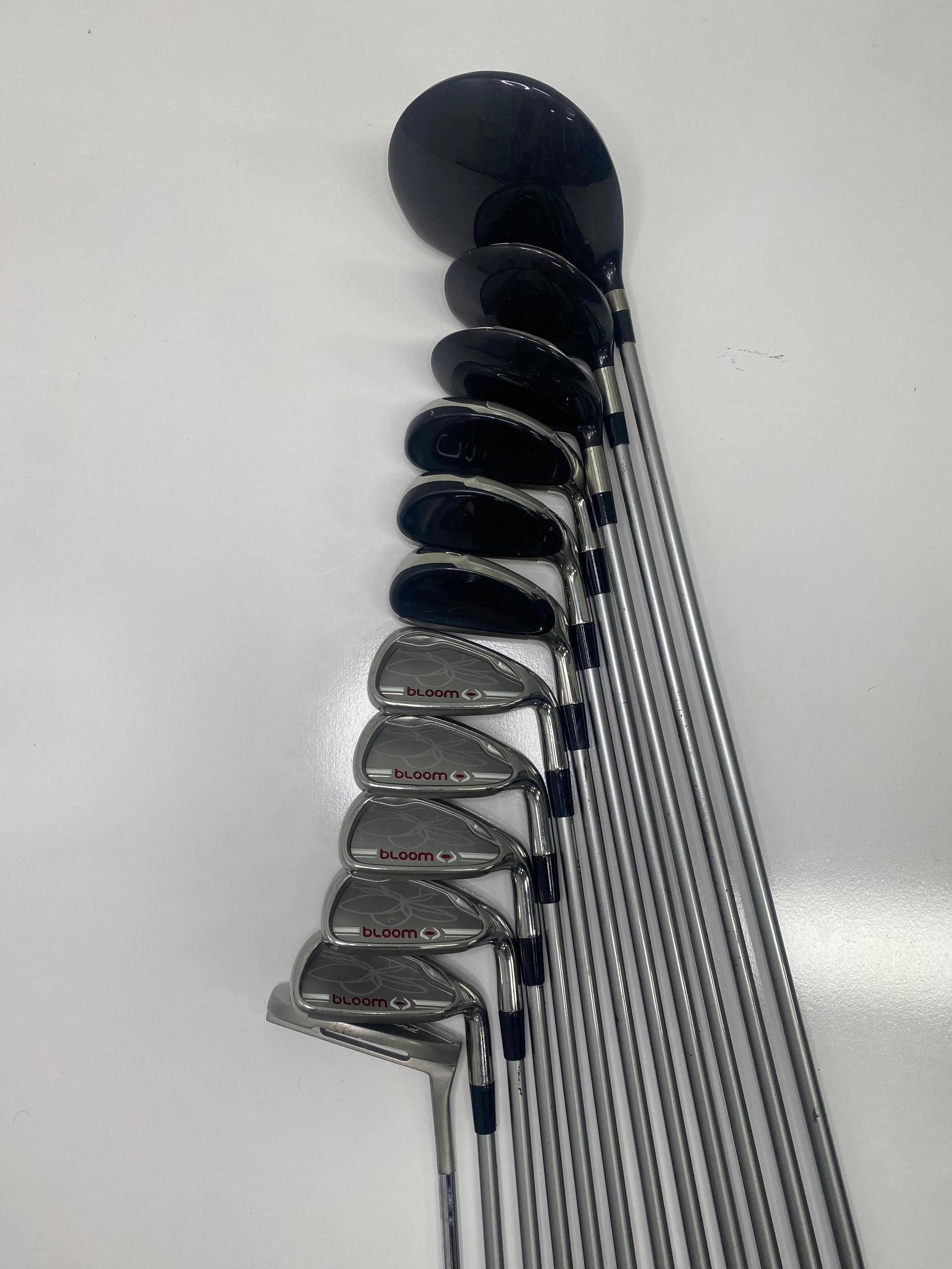 Cleveland BLOOM Full Set / Good Condition / Ladies Flex