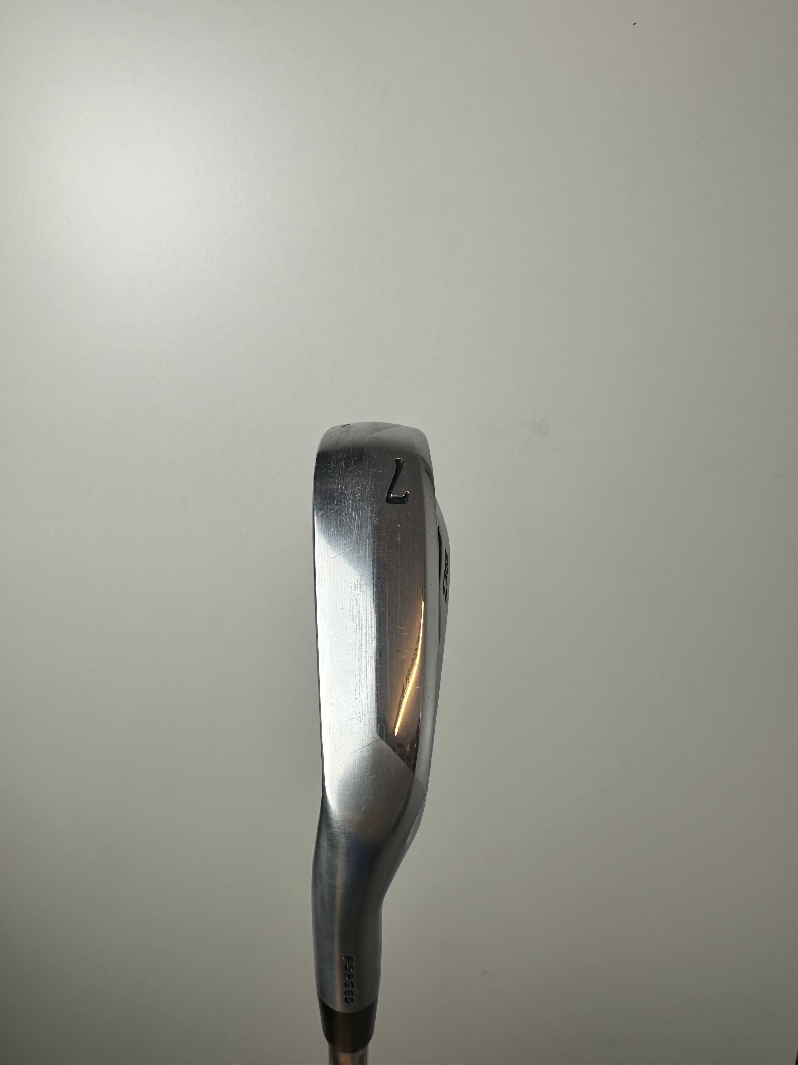 LH Srixon Z585 #7 / Great Condition / Stiff Flex