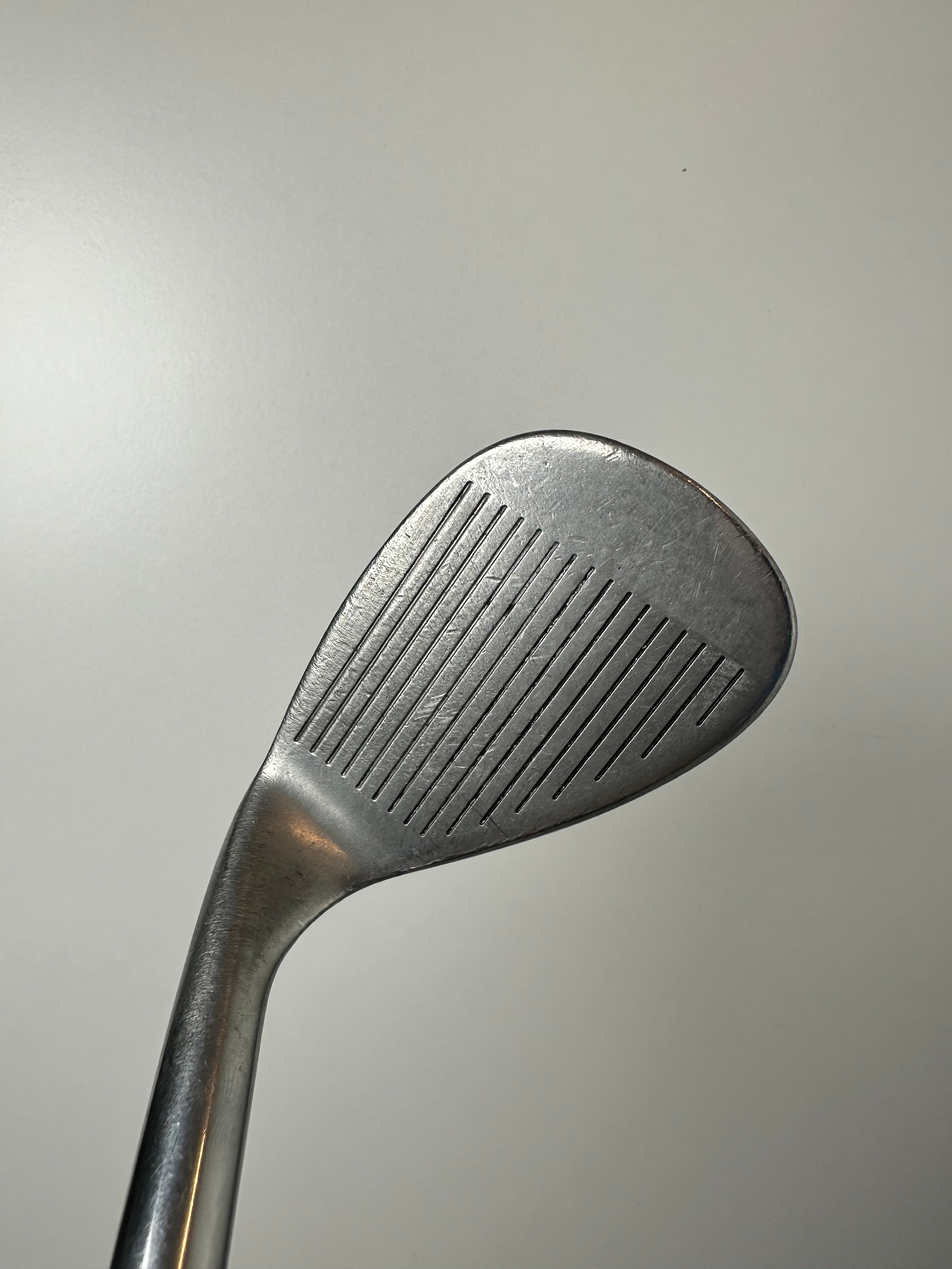 RH Professional Open Series 690 Wedge 60* / Good Condition / Wedge Flex