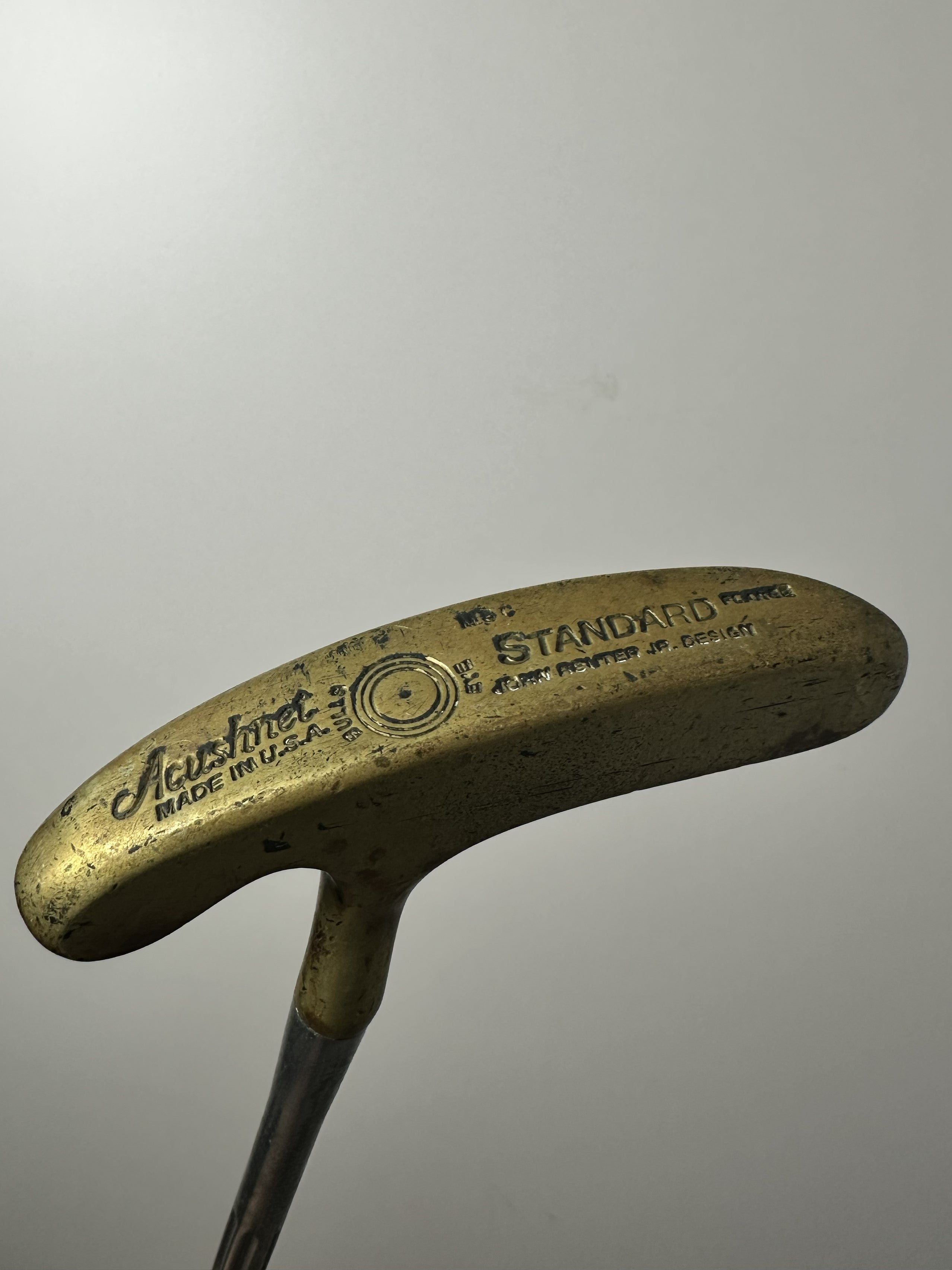 RH Acushnet Bullseye Putter  / Average Condition / 34