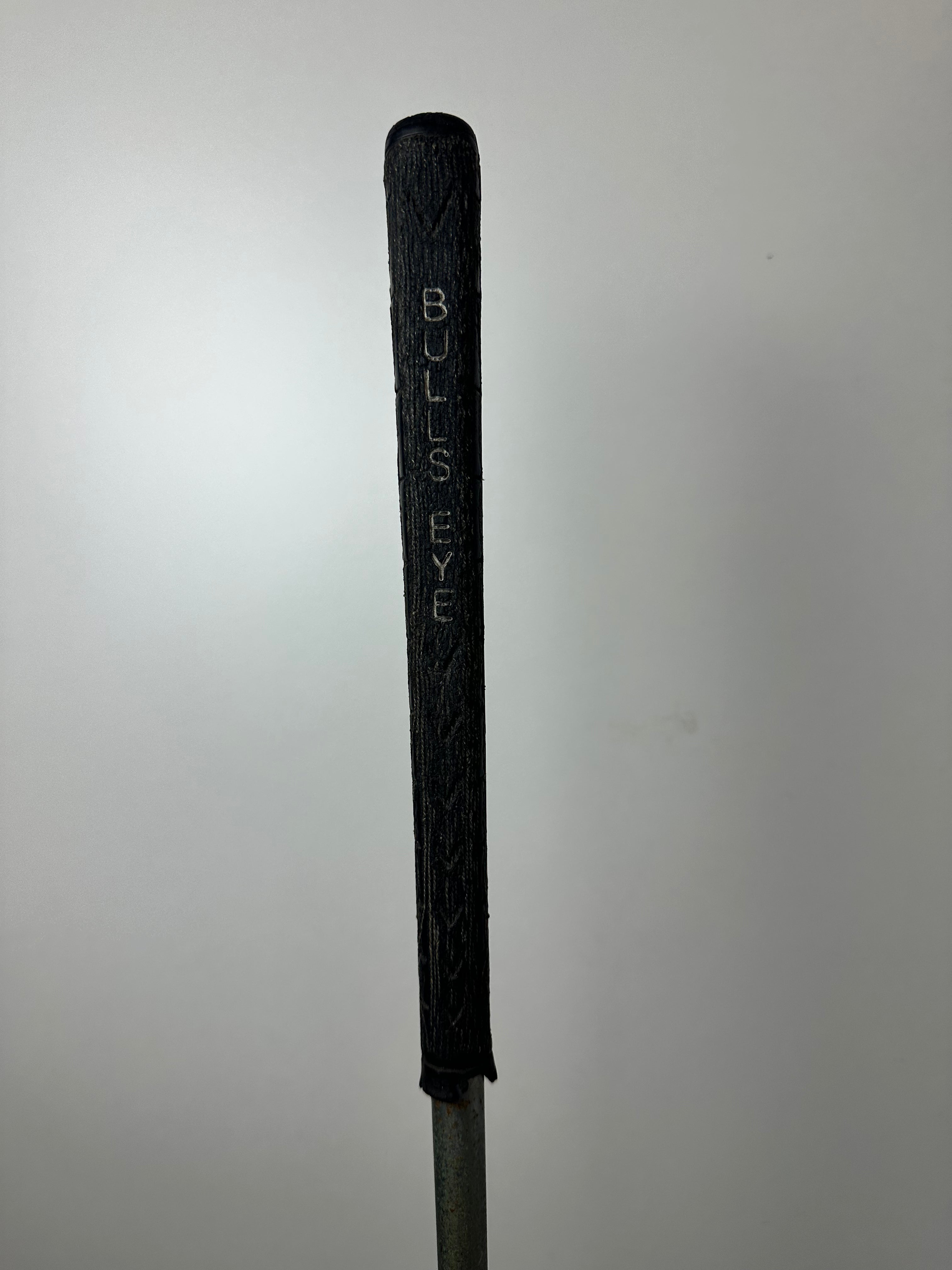 RH Acushnet Bullseye Putter  / Average Condition / 34