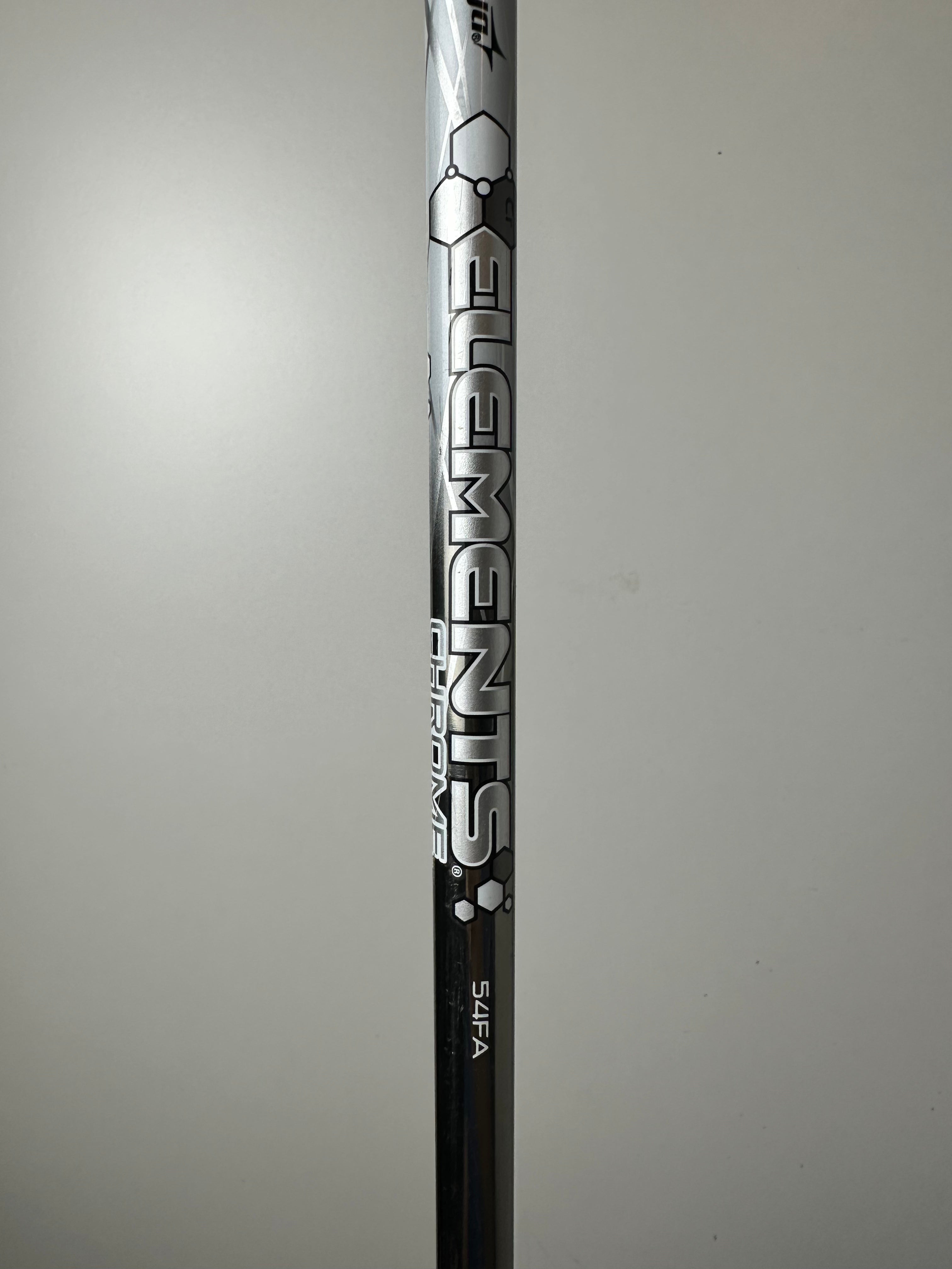 RH Wilson D100 Hybrid #4 / Average Condition / Lite Flex