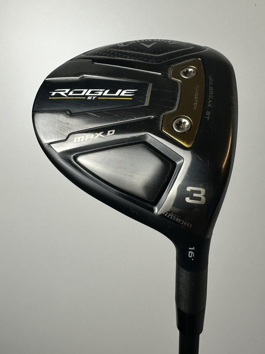 RH Callaway Rogue ST Max D Fairway Wood #3 / Great Condition / Regular Flex