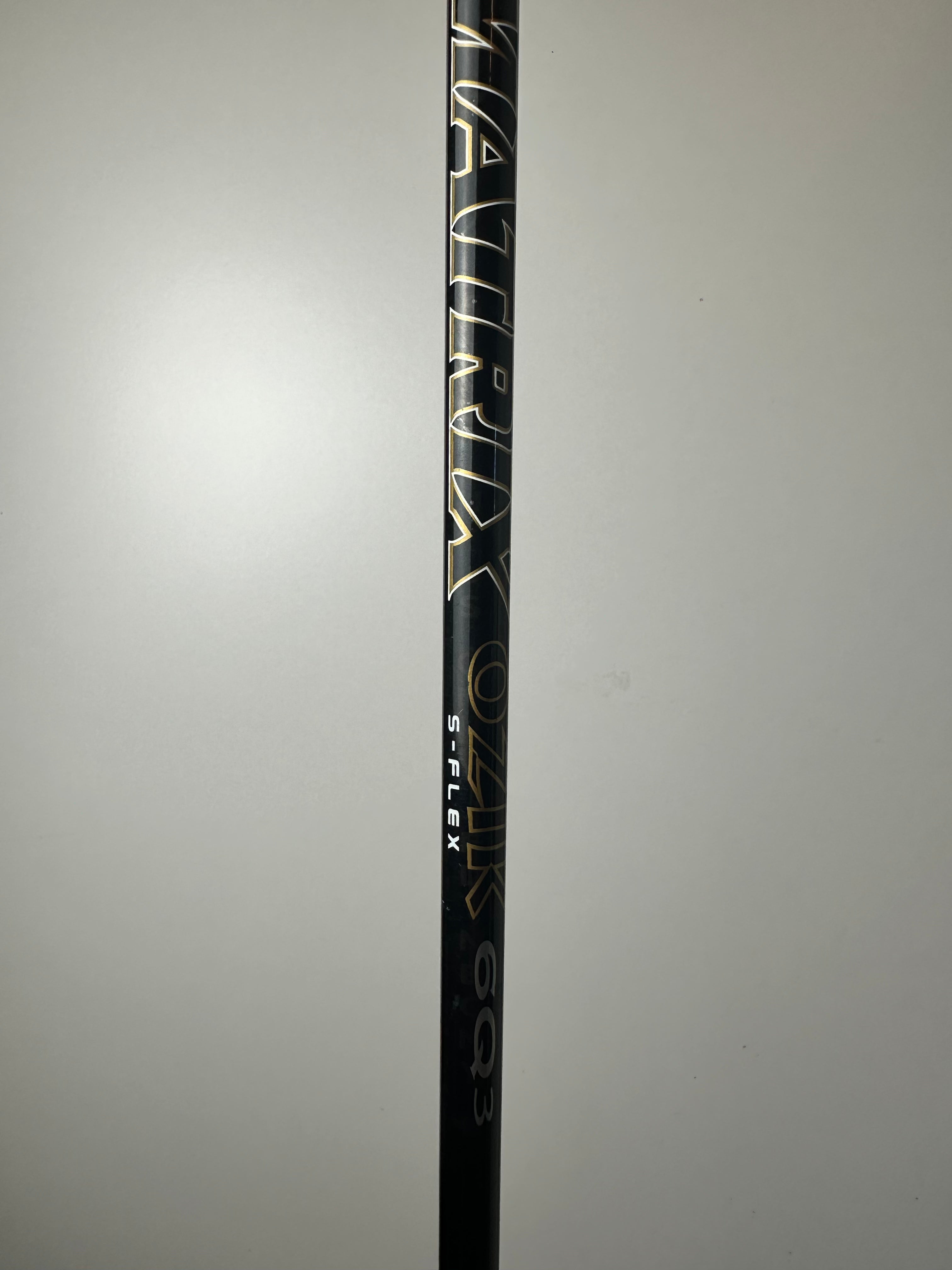 RH Cleveland Custom 588 Driver 9* / Great Condition / Stiff Flex