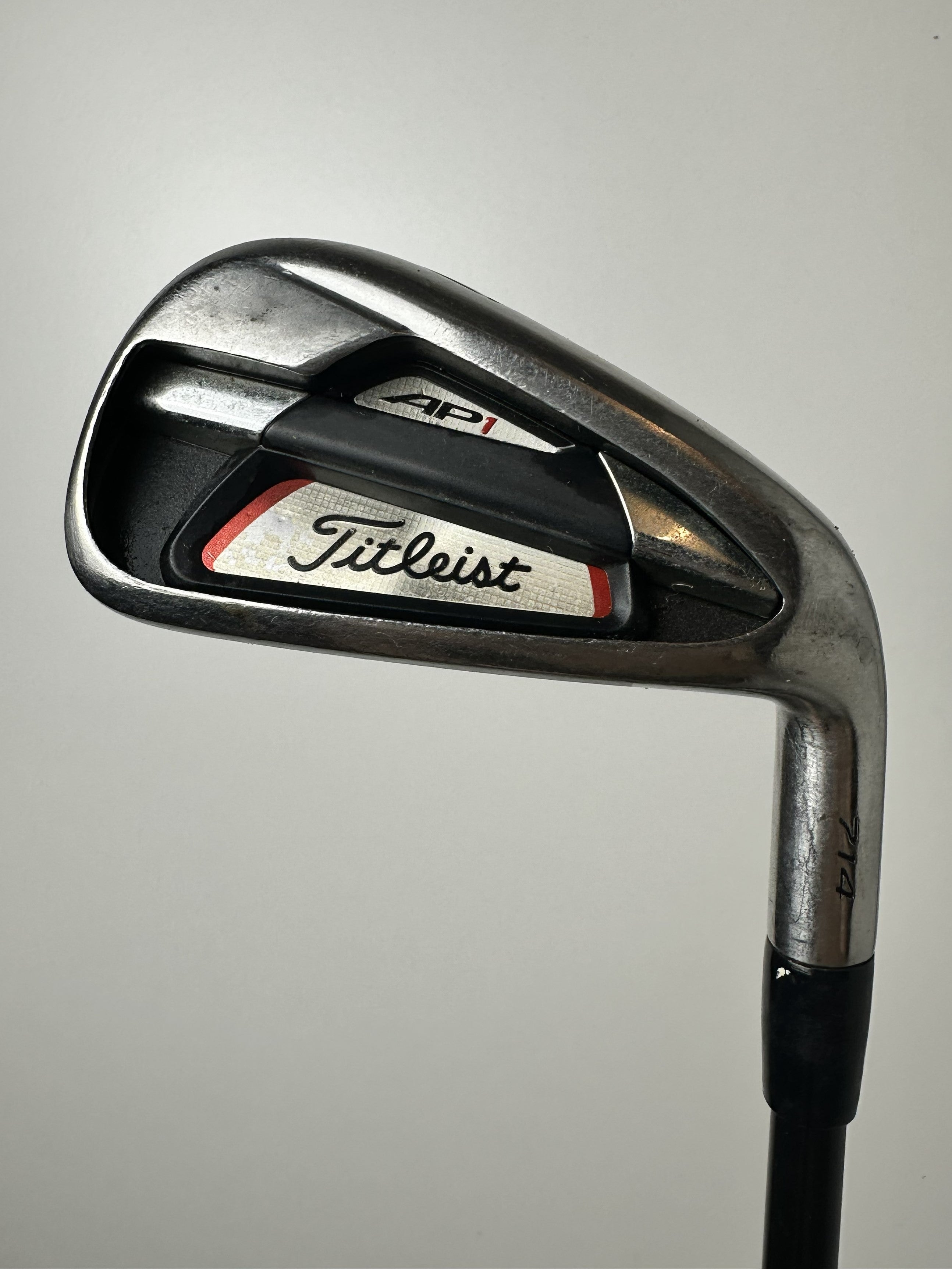 RH Titleist 714 AP1 Irons (6-PW+SW) / OK Condition / Lite Flex