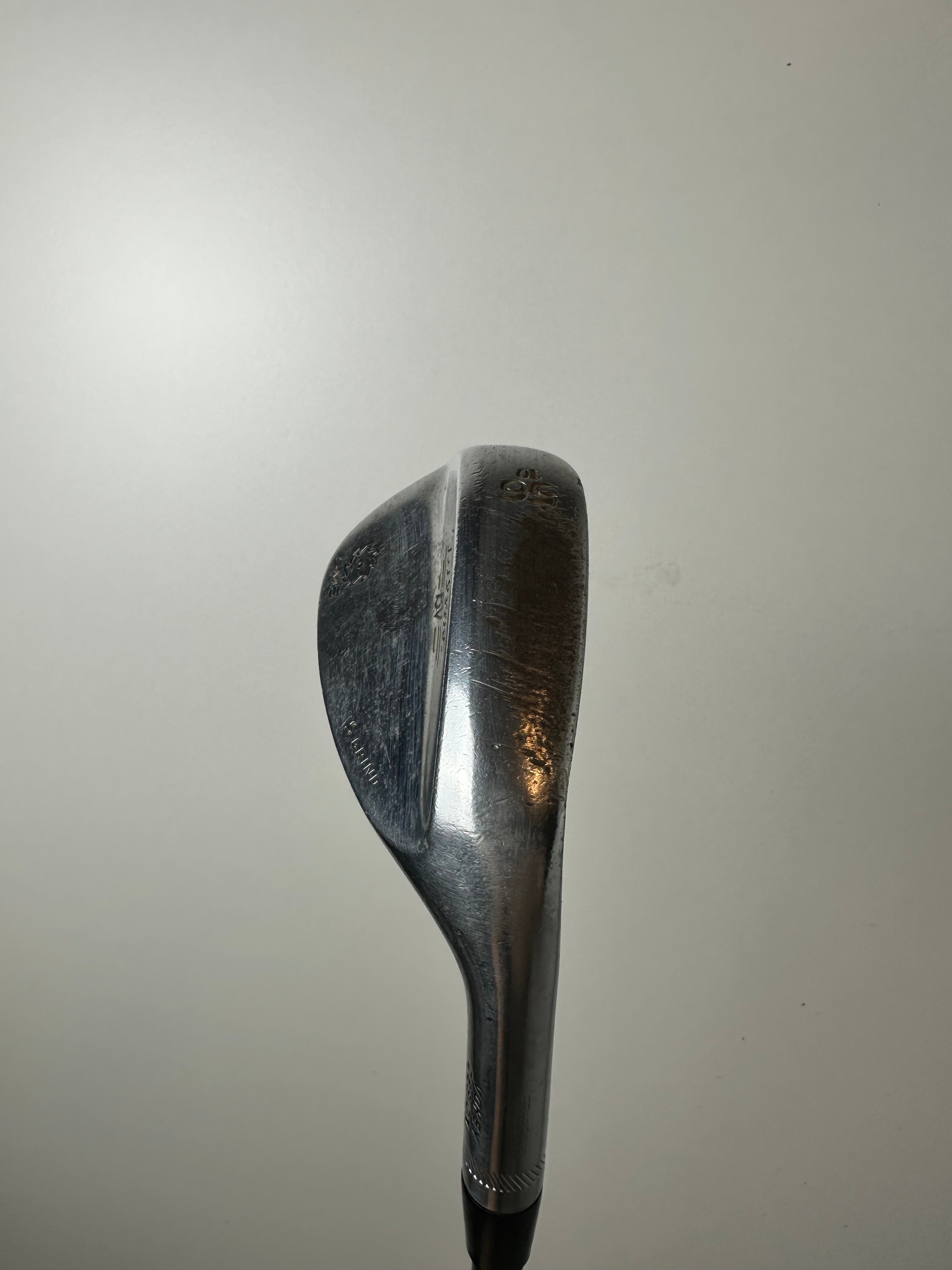 RH Titleist 714 AP1 Irons (6-PW+SW) / OK Condition / Lite Flex